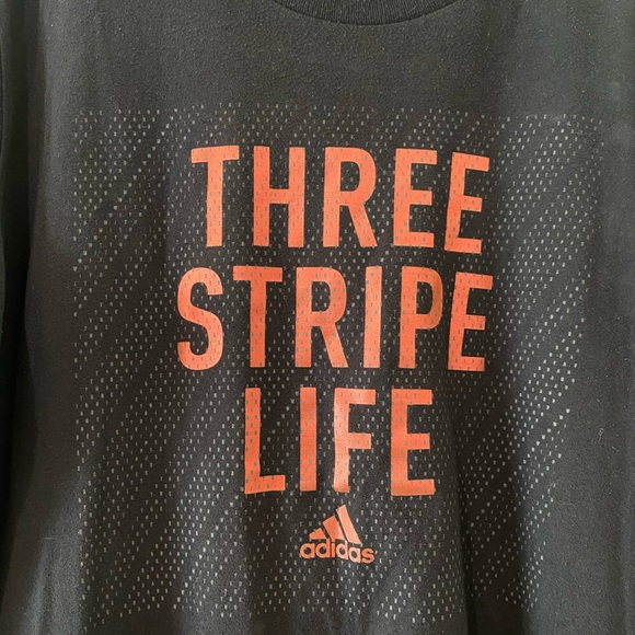 Adidas Three Stripe life Mens graphic tee shirt workout top performance - Picture 2 of 9